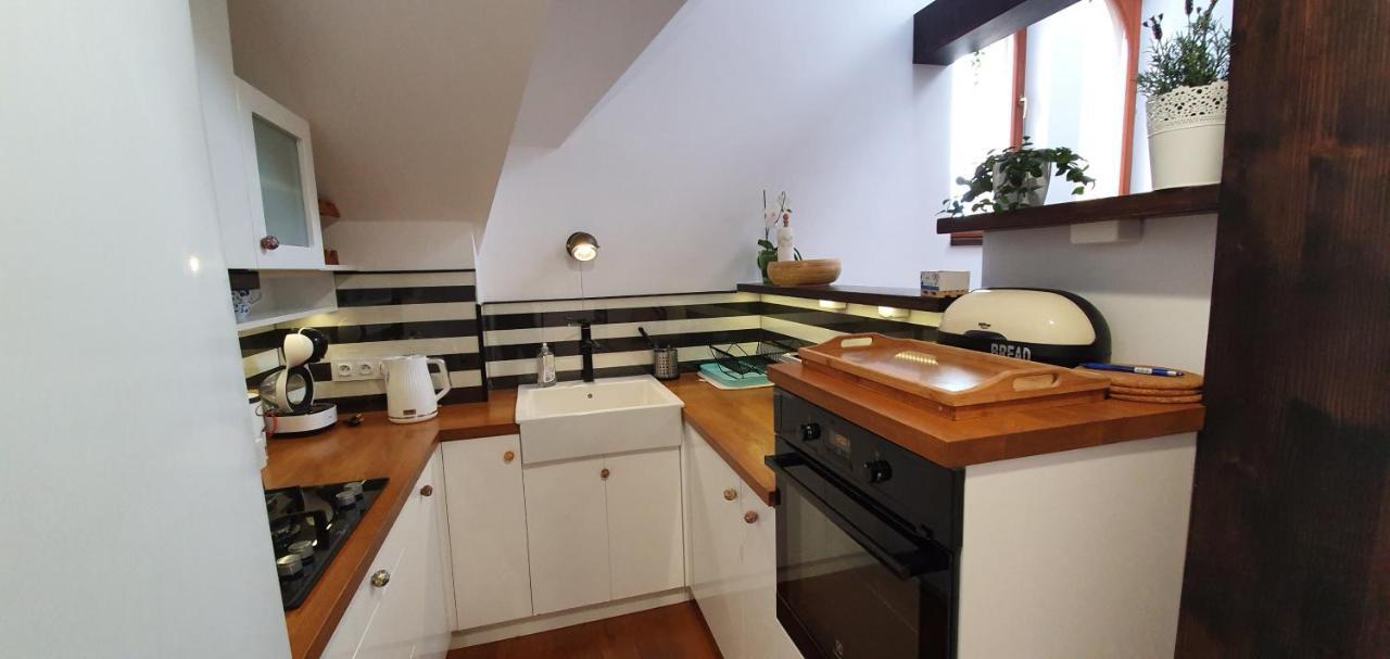 Old Town, Apartment, Blich クラクフ エクステリア 写真